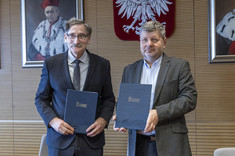 Od lewej: mgr inż. arch. A. Sapeta, prof. P. Koszelnik